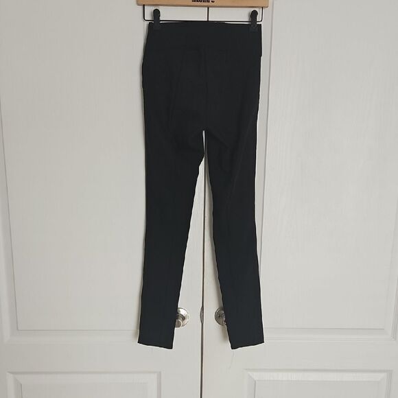 Calvin Klein Black Skinny Pants with Sleek Design - Picture 5 of 16